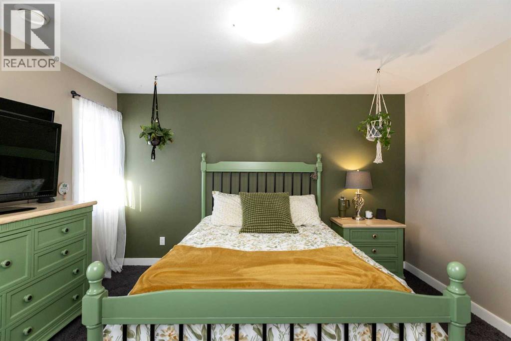 5224 48 Close, Innisfail