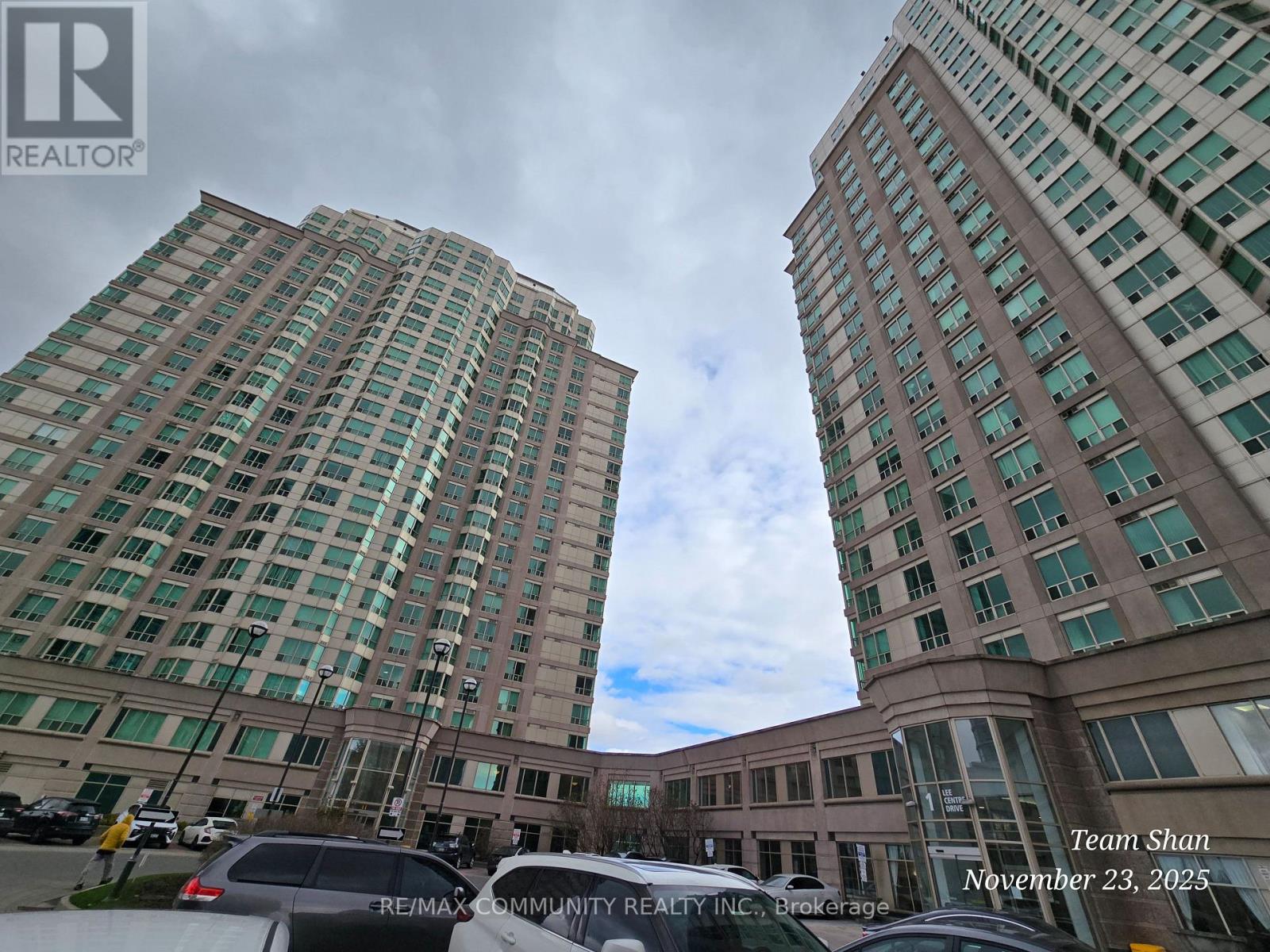 #PH302 1 LEE CENTRE DRIVE - 1