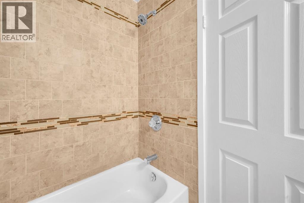 Single Family House 4 Level for Sale in  Shawbrooke Road SW Shawnessy Calgary 