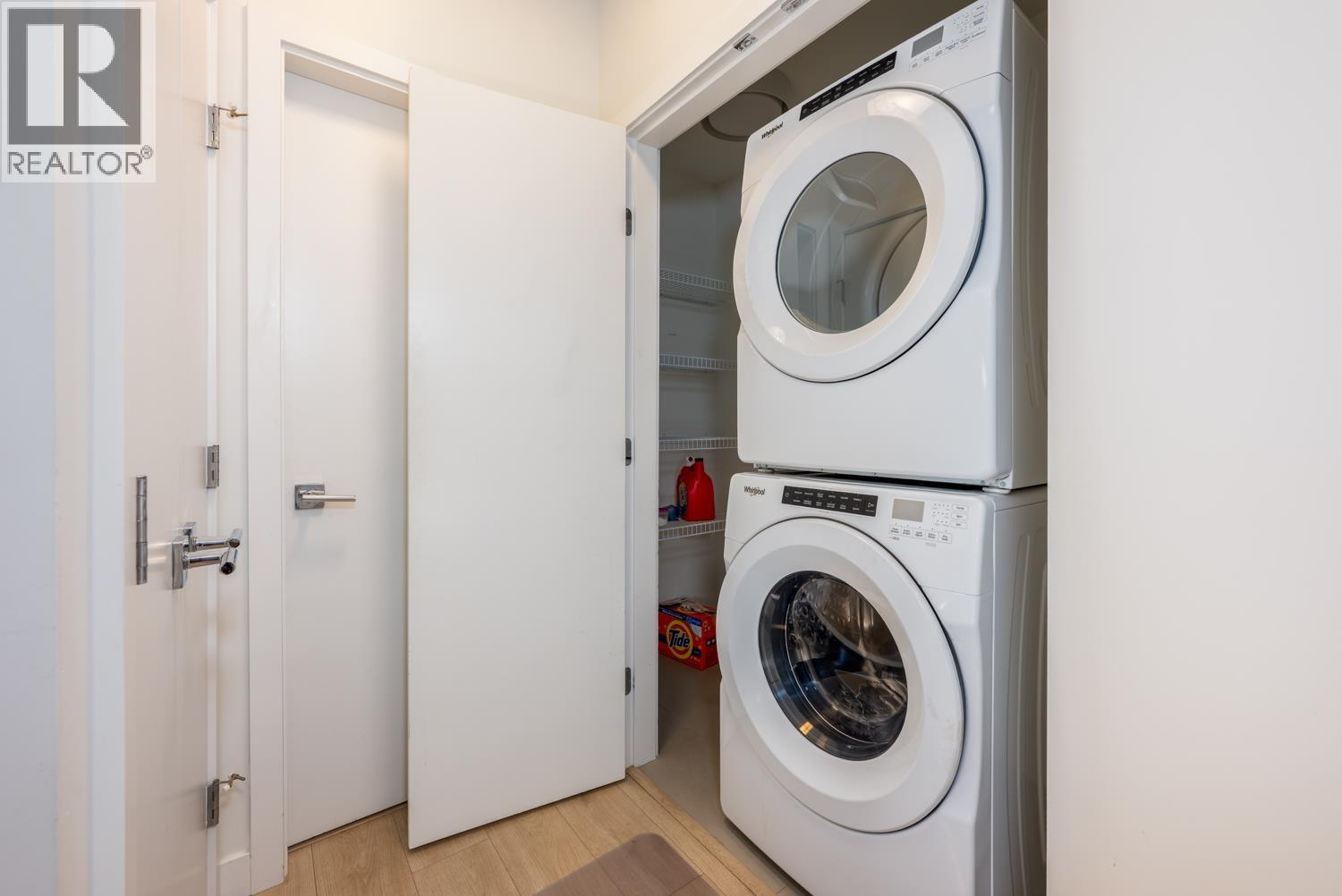 509 603 REGAN AVENUE, Coquitlam