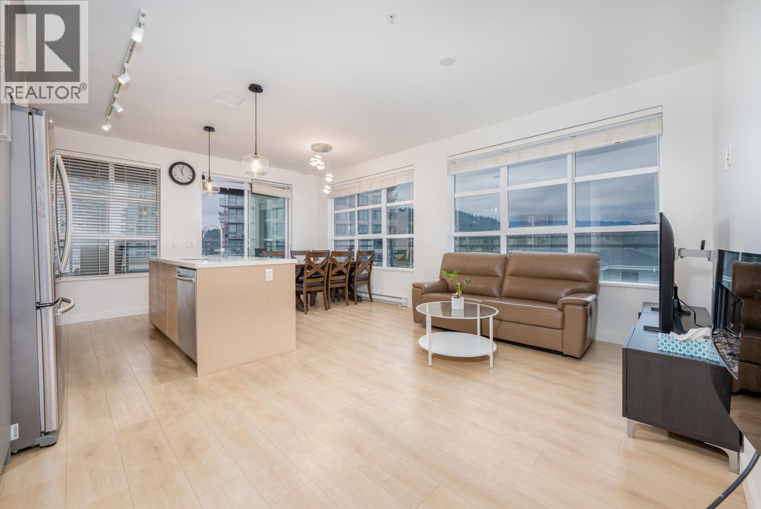 509 603 REGAN AVENUE, Coquitlam