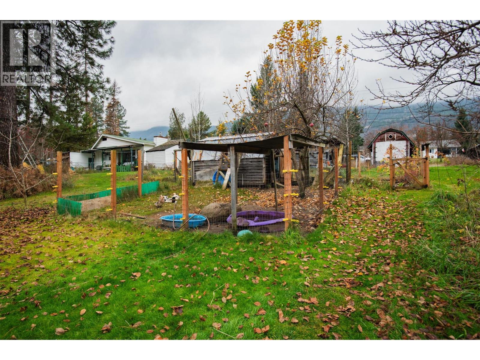 810A 16TH AVENUE - 36