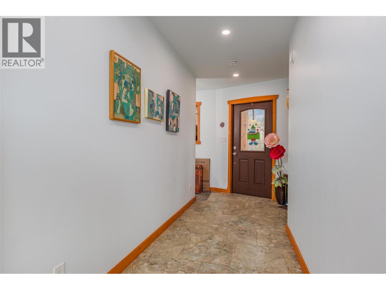 810A 16TH AVENUE - 68