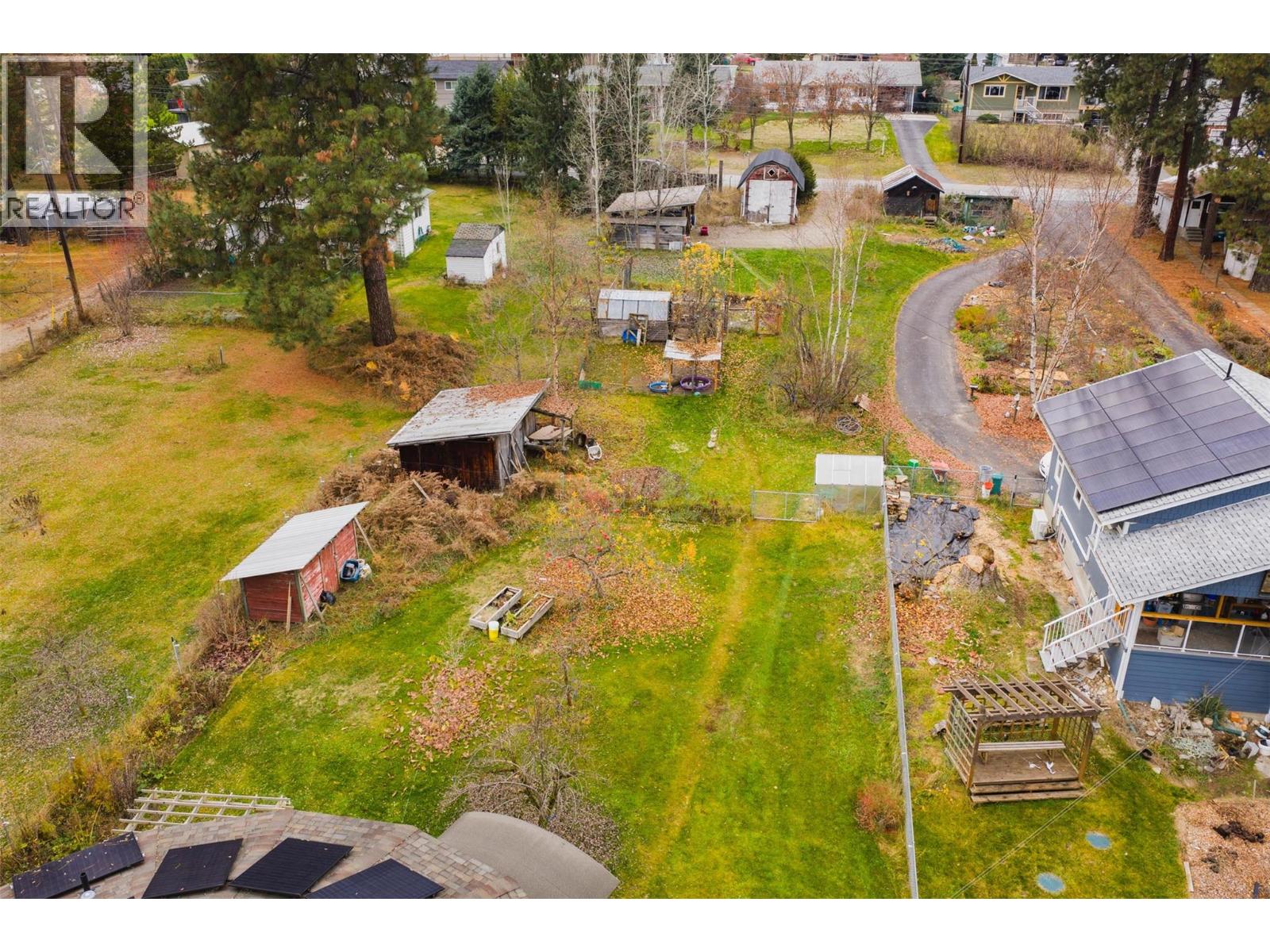 810A 16TH AVENUE - 9