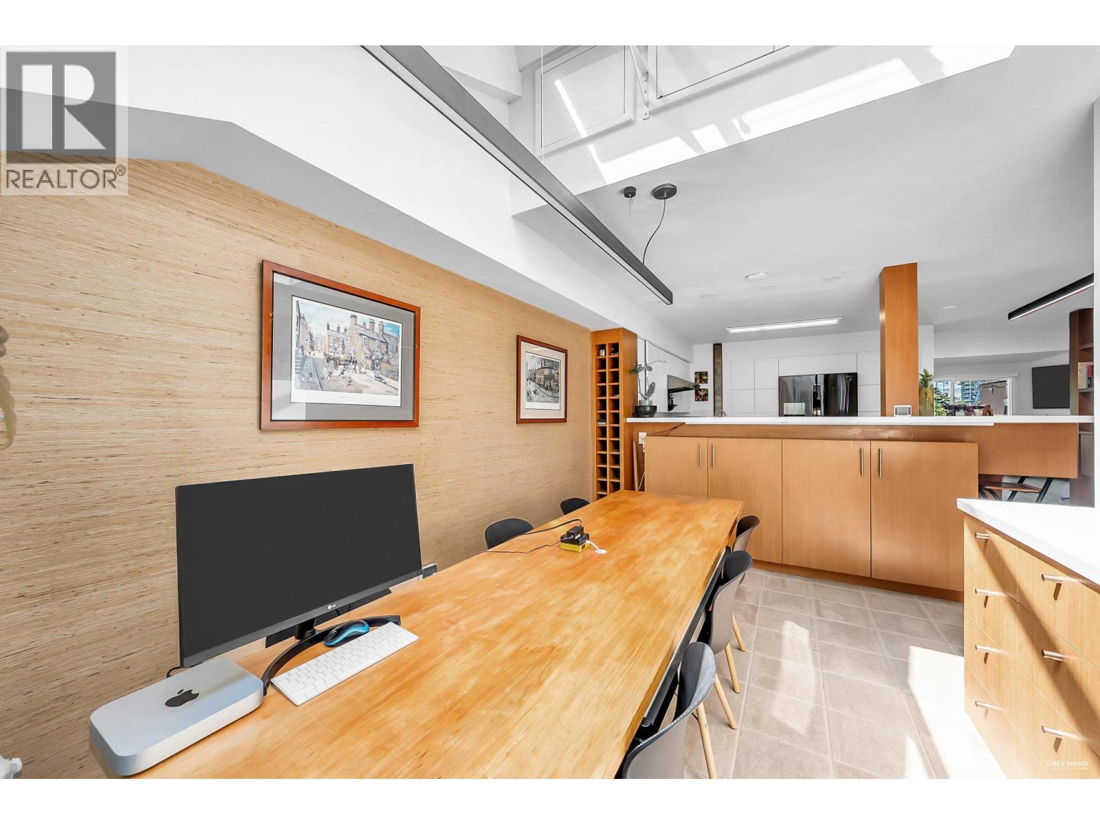 1106 IRONWORK PASSAGE, Vancouver