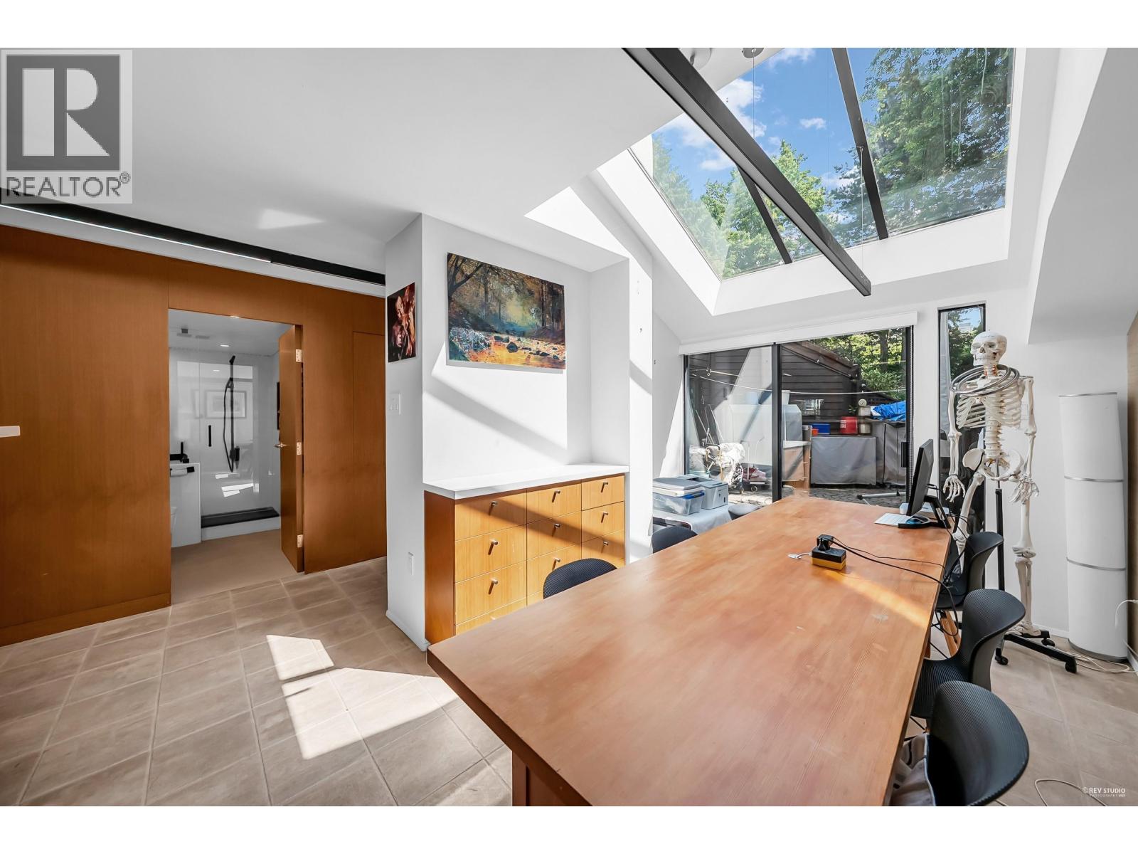 1106 IRONWORK PASSAGE, Vancouver