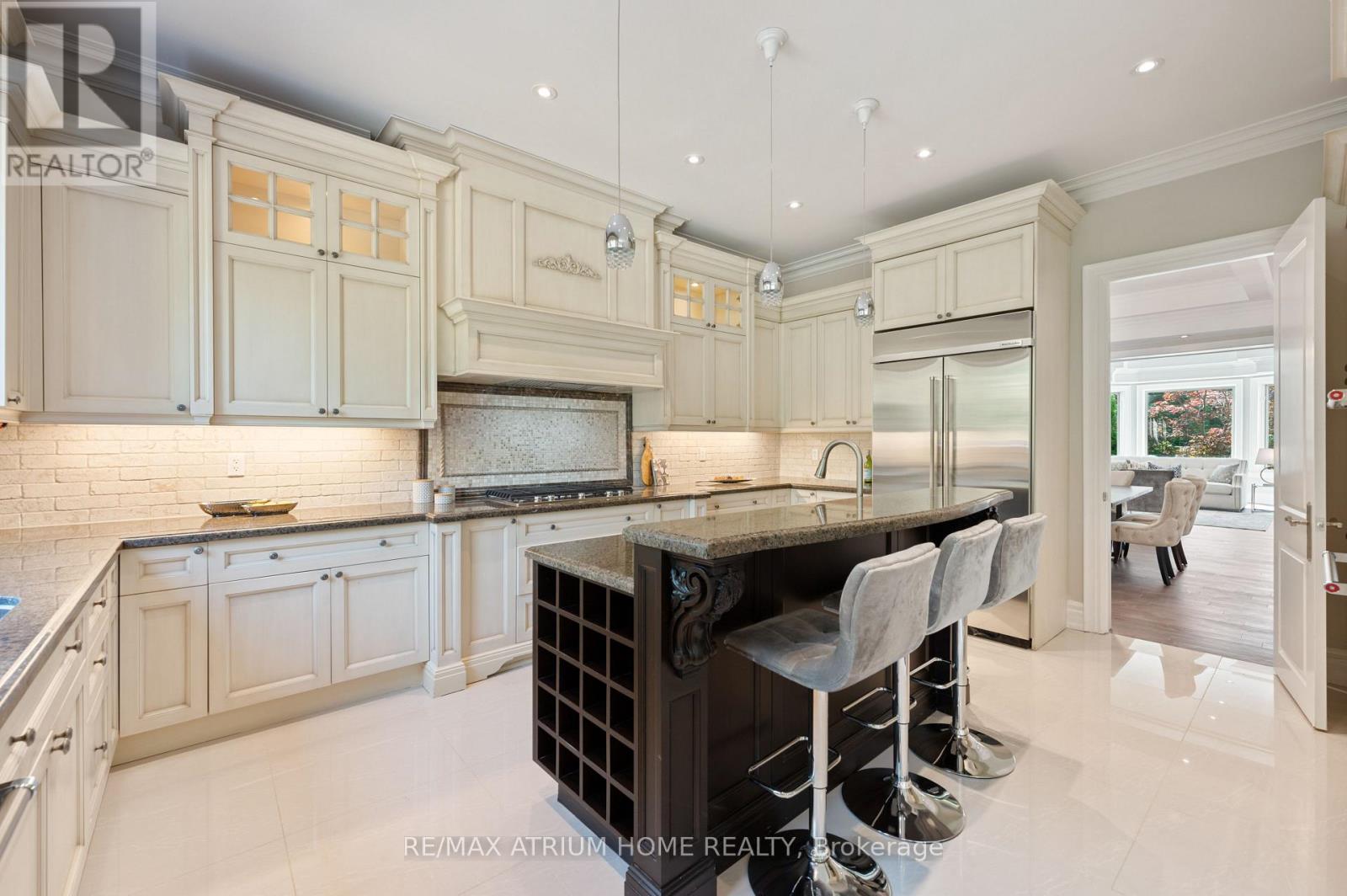 242 PARKVIEW AVENUE - 7