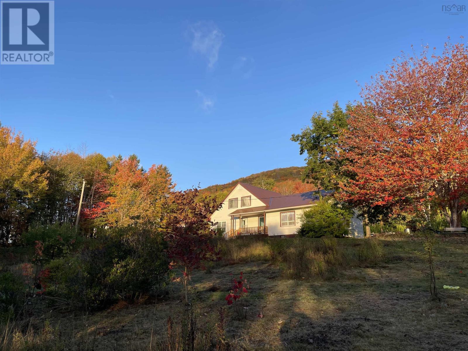 Property 40 of 48 of 10783 Highway 105