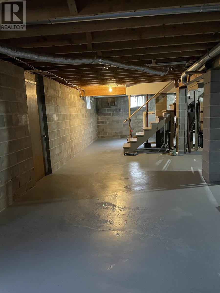 Property 2 of 48 of 10783 Highway 105