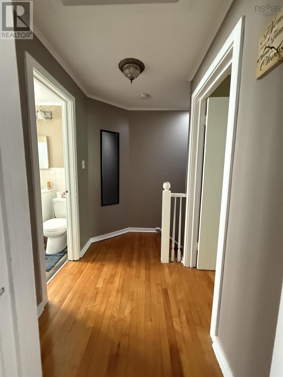 Property 5 of 17 of 109 Old School Hill Road