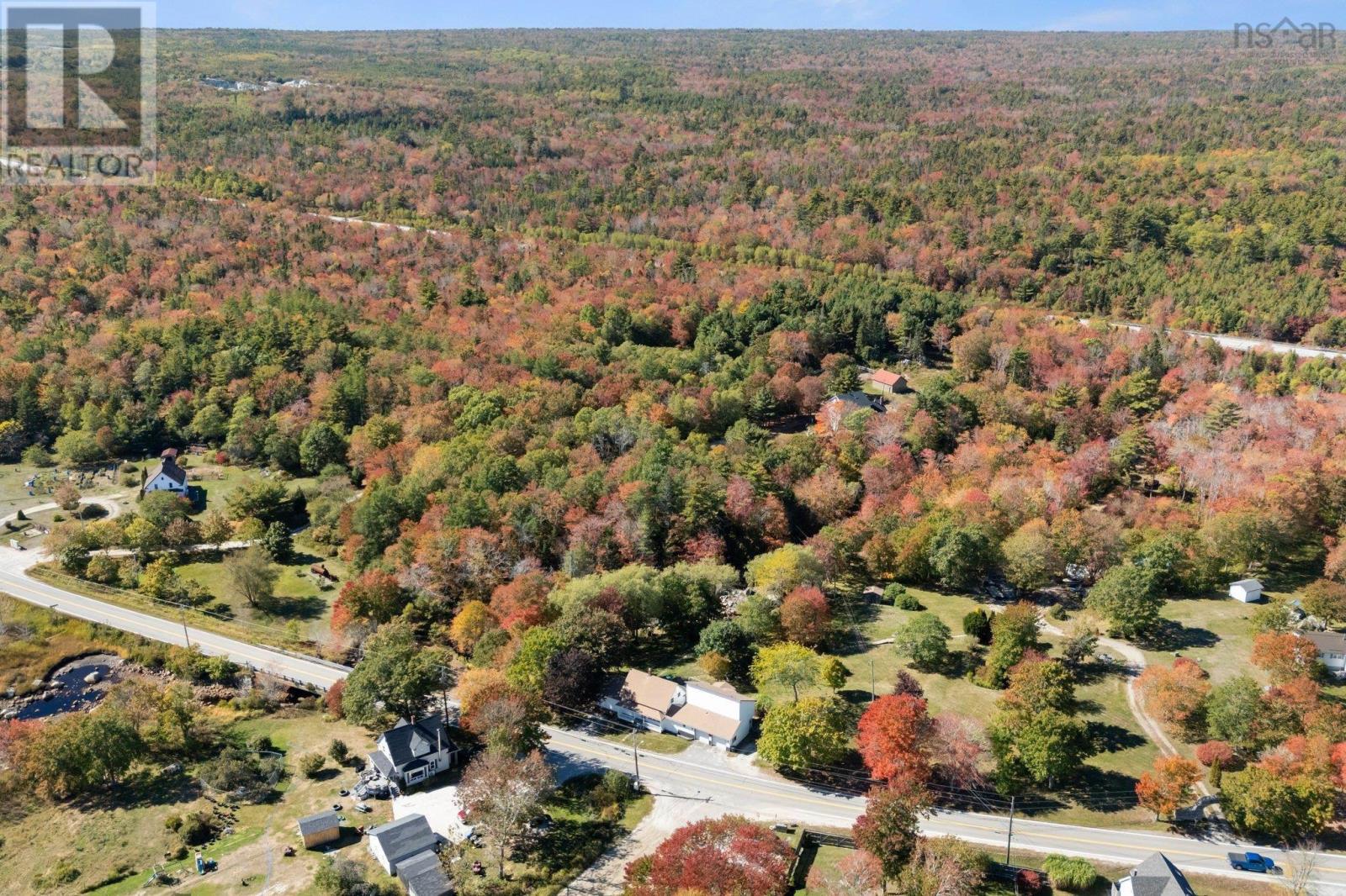 Property 1 of 31 of 902 Highway 3