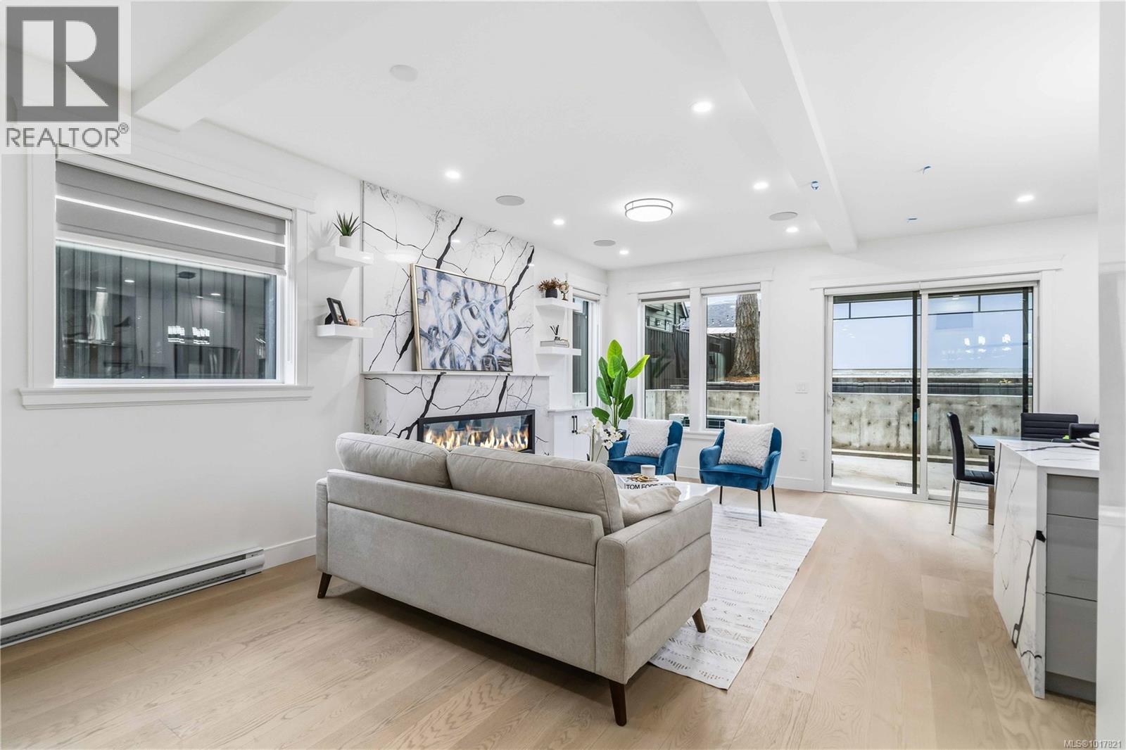  669 Canterbury Road, Saanich