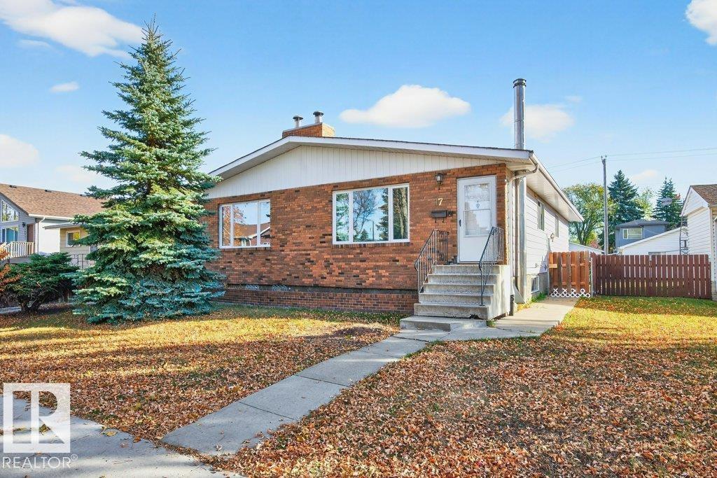 10417 10419 154 ST NW NW, Edmonton