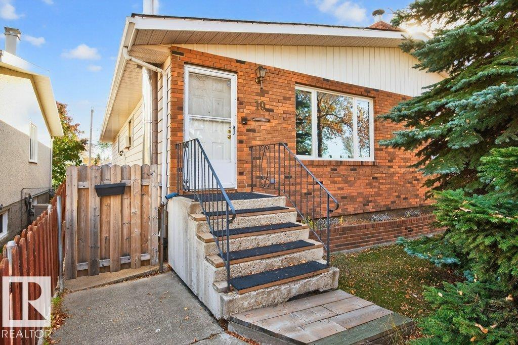 10417 10419 154 ST NW NW, Edmonton