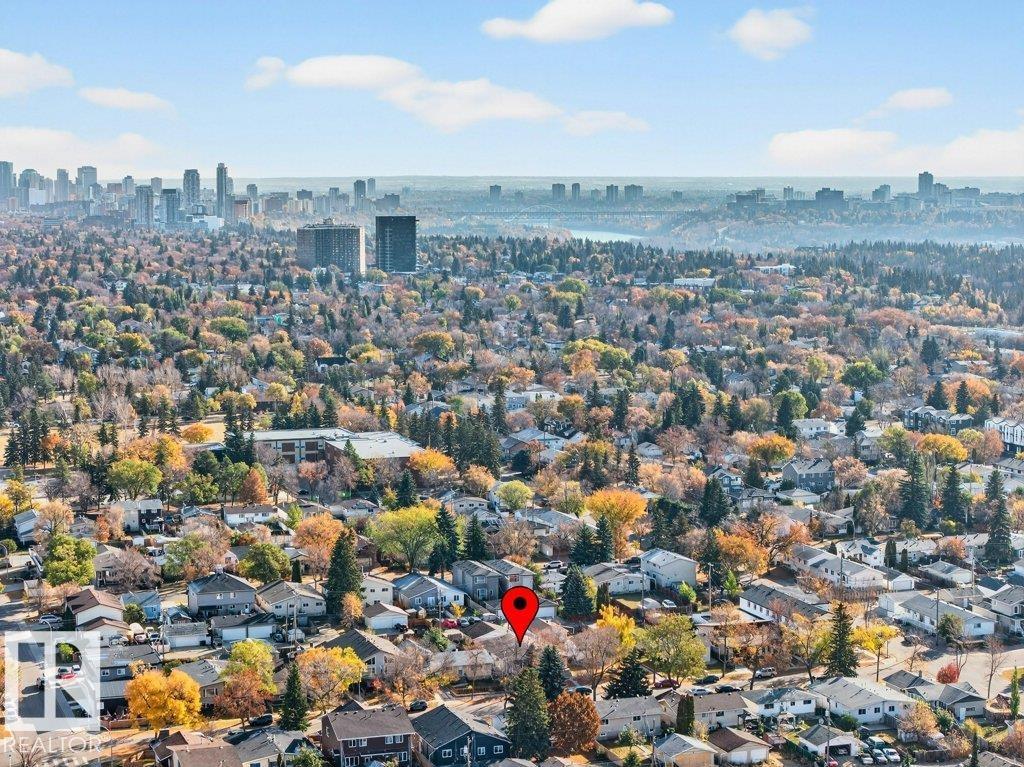 10417 10419 154 ST NW NW, Edmonton