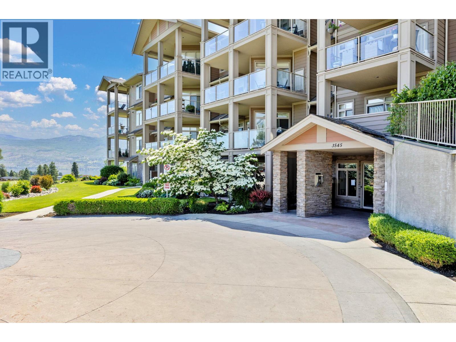 102 3545 Carrington Road, West Kelowna