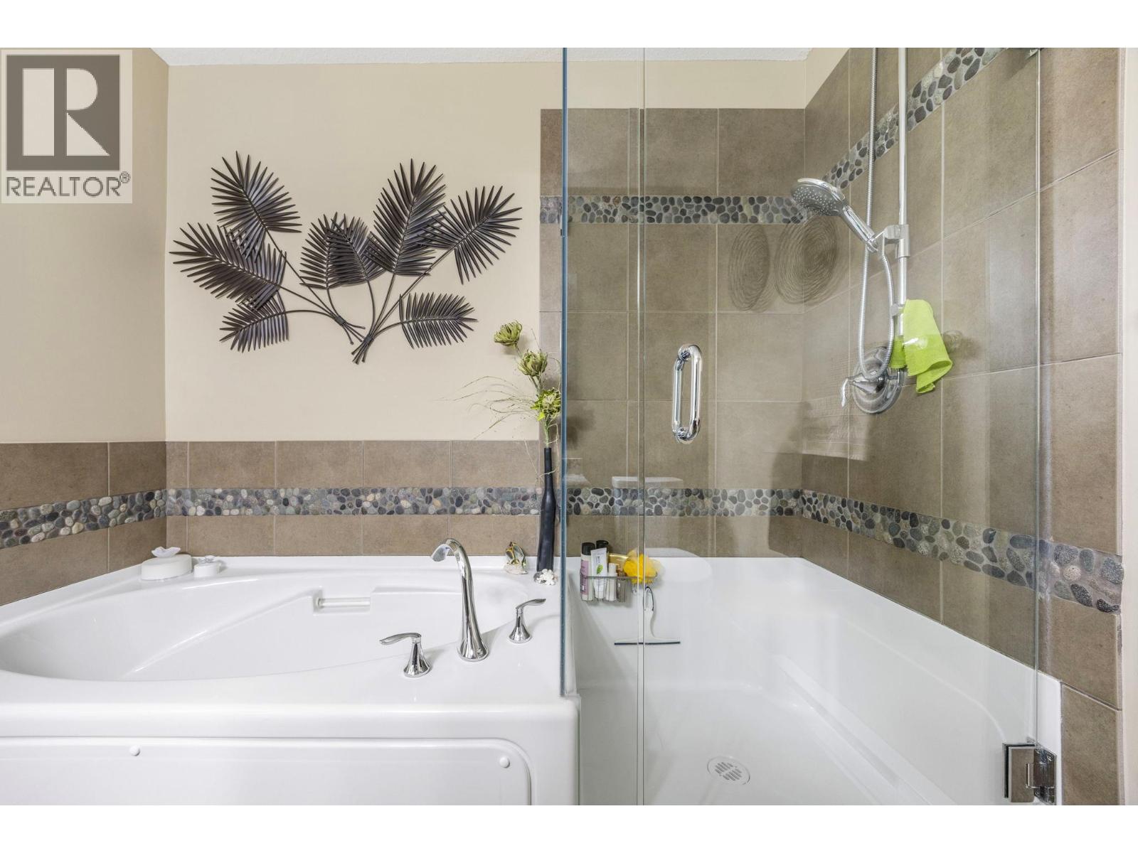 102 3545 Carrington Road, West Kelowna