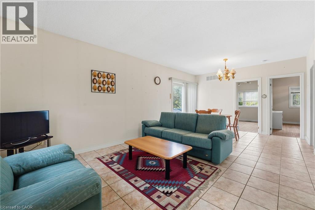 4850 HILLSIDE DRIVE - 21