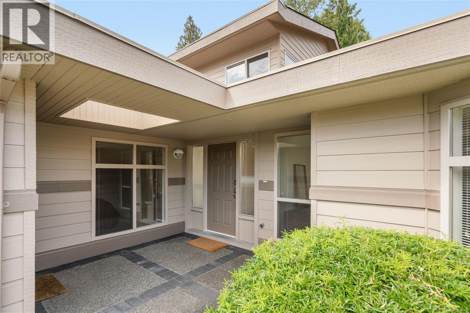 1267 Roberton Blvd, French Creek