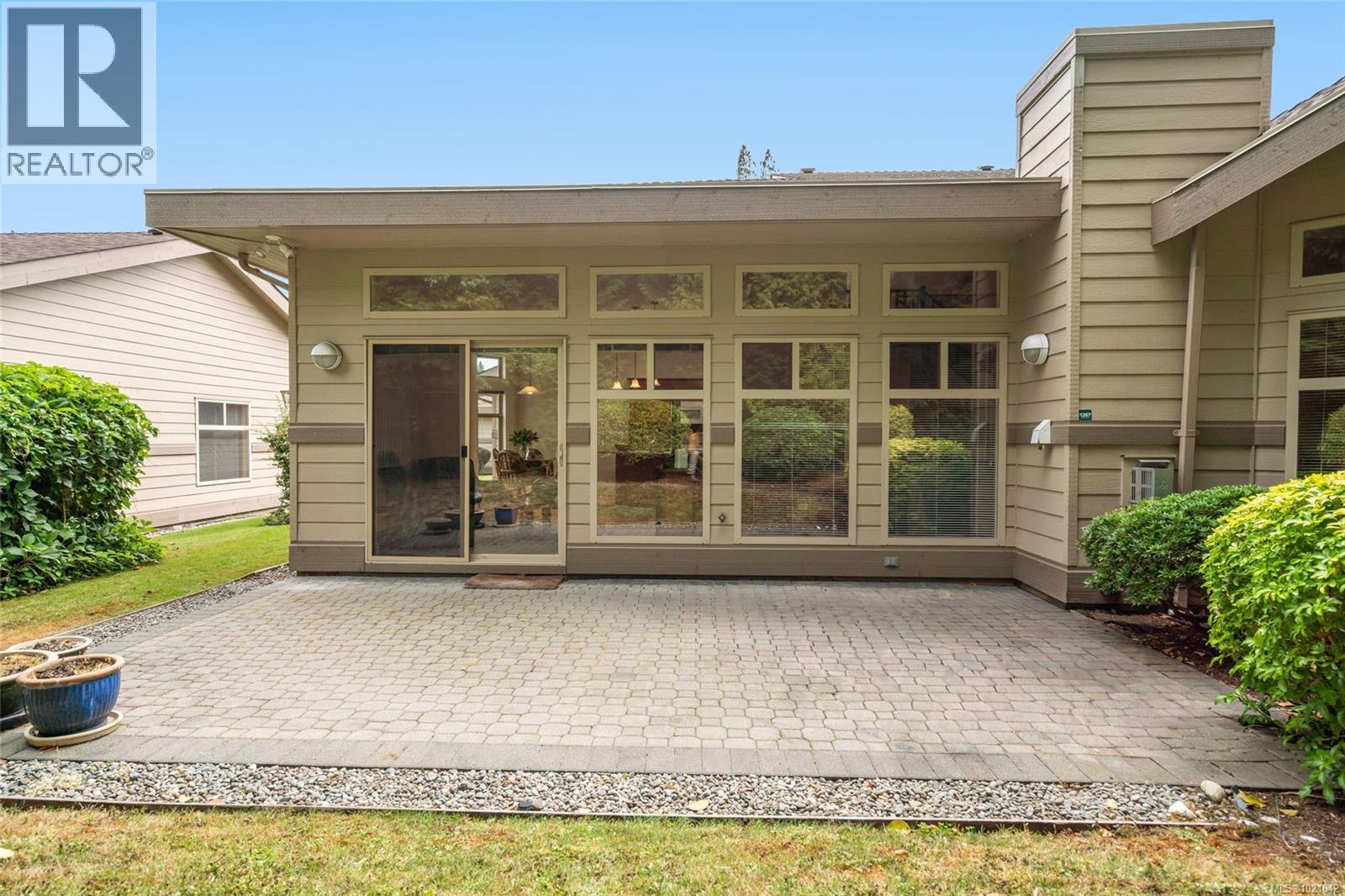 1267 Roberton Blvd, French Creek