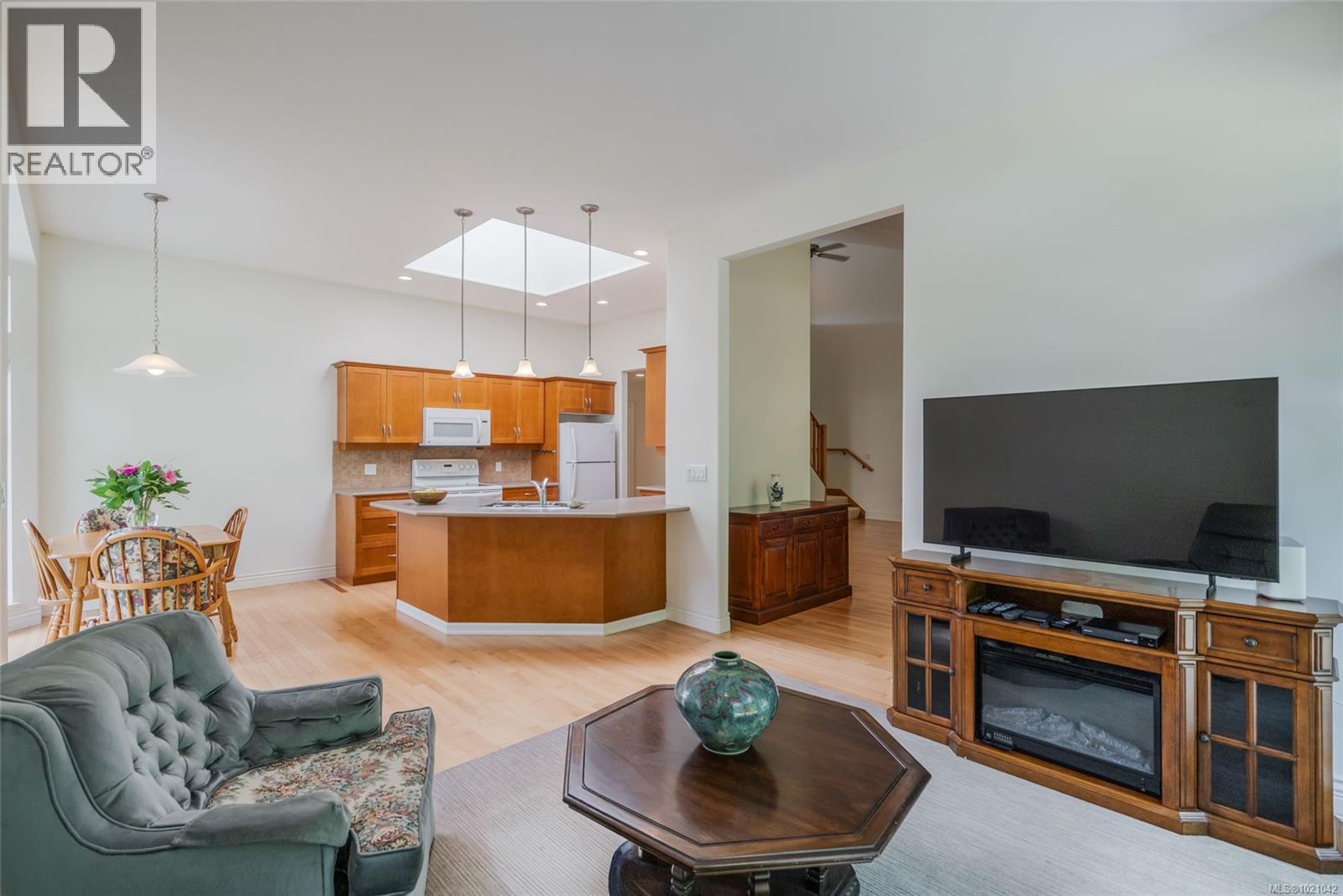 1267 Roberton Blvd, French Creek