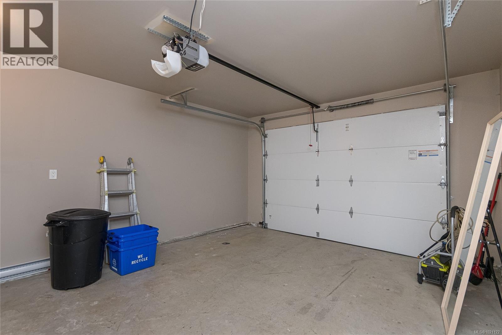  3307 Merlin Road, Langford