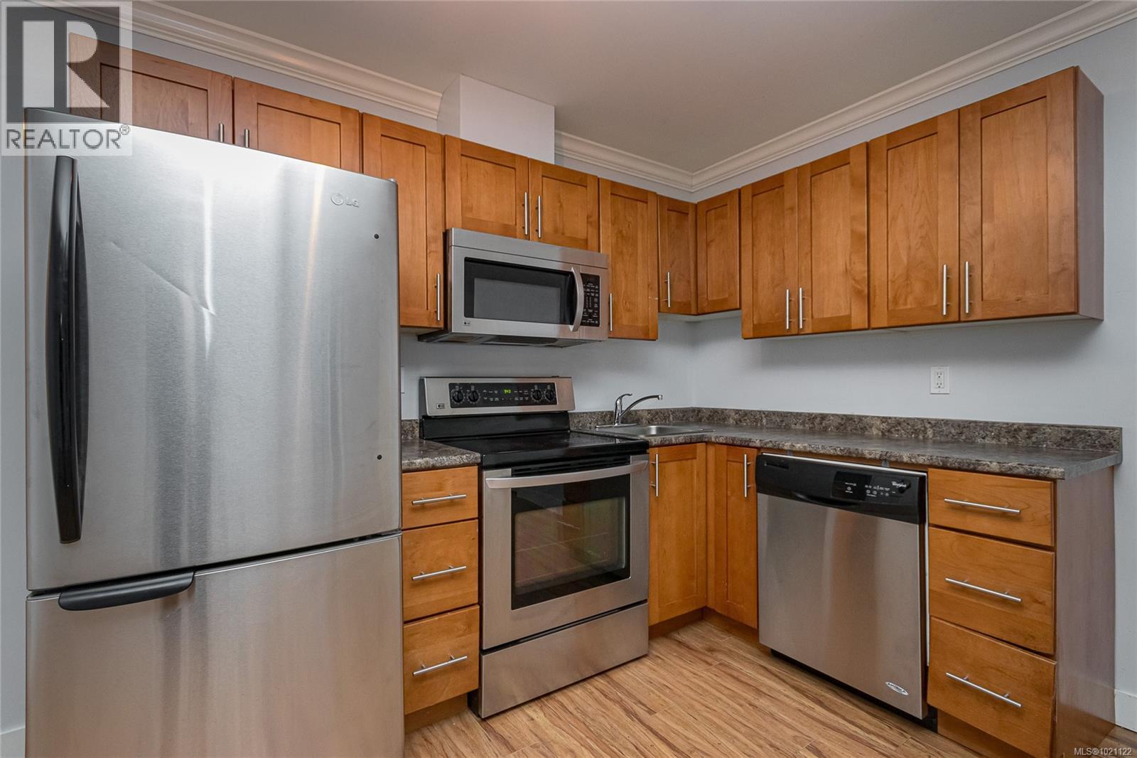  3307 Merlin Road, Langford