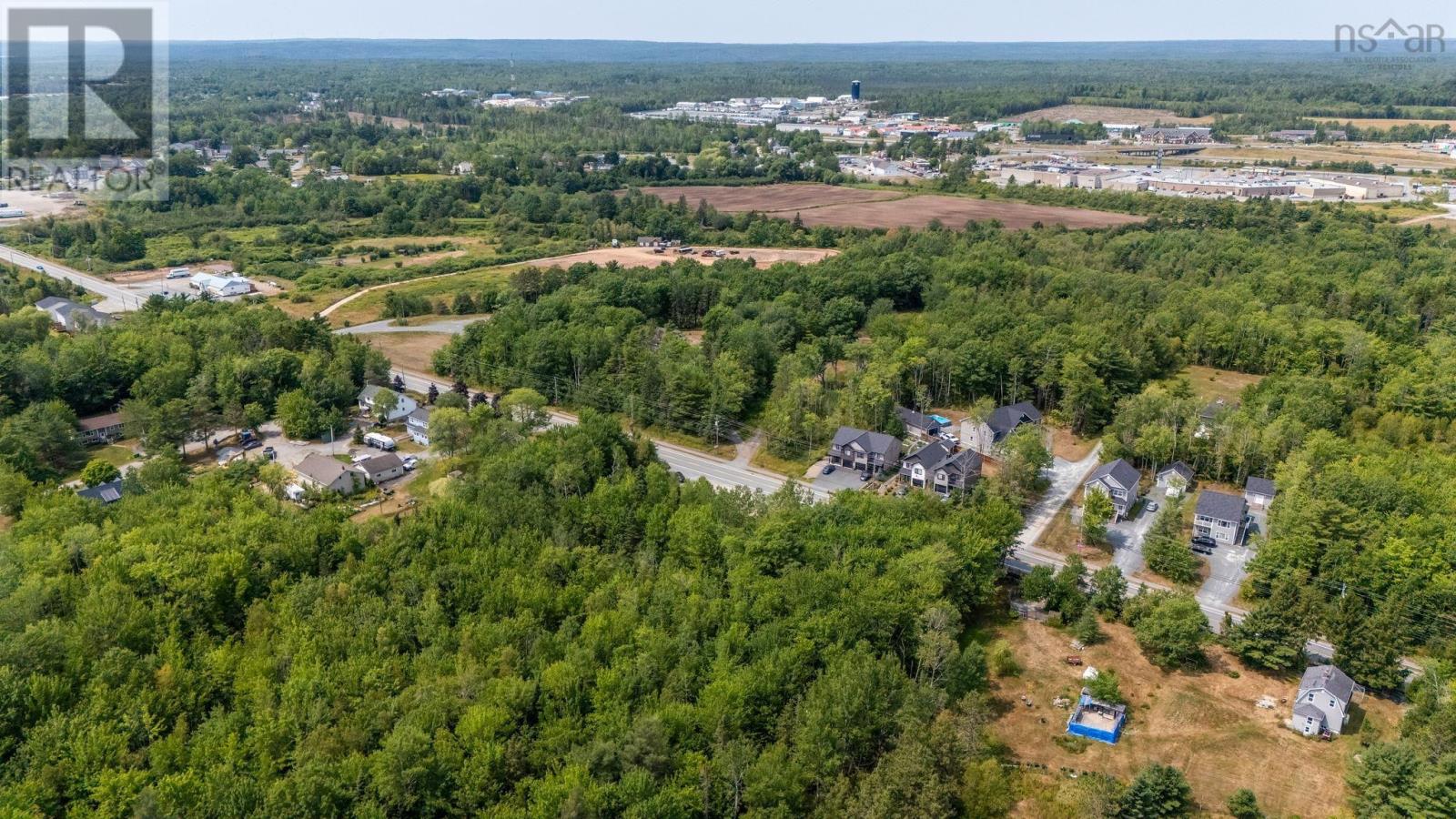 Property 10 of 14 of 903 Highway 2