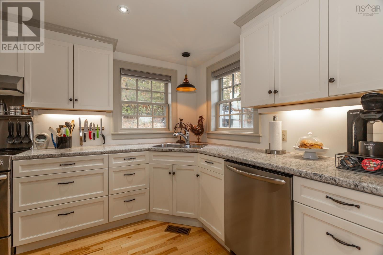 Property 8 of 50 of 40 Chute Road