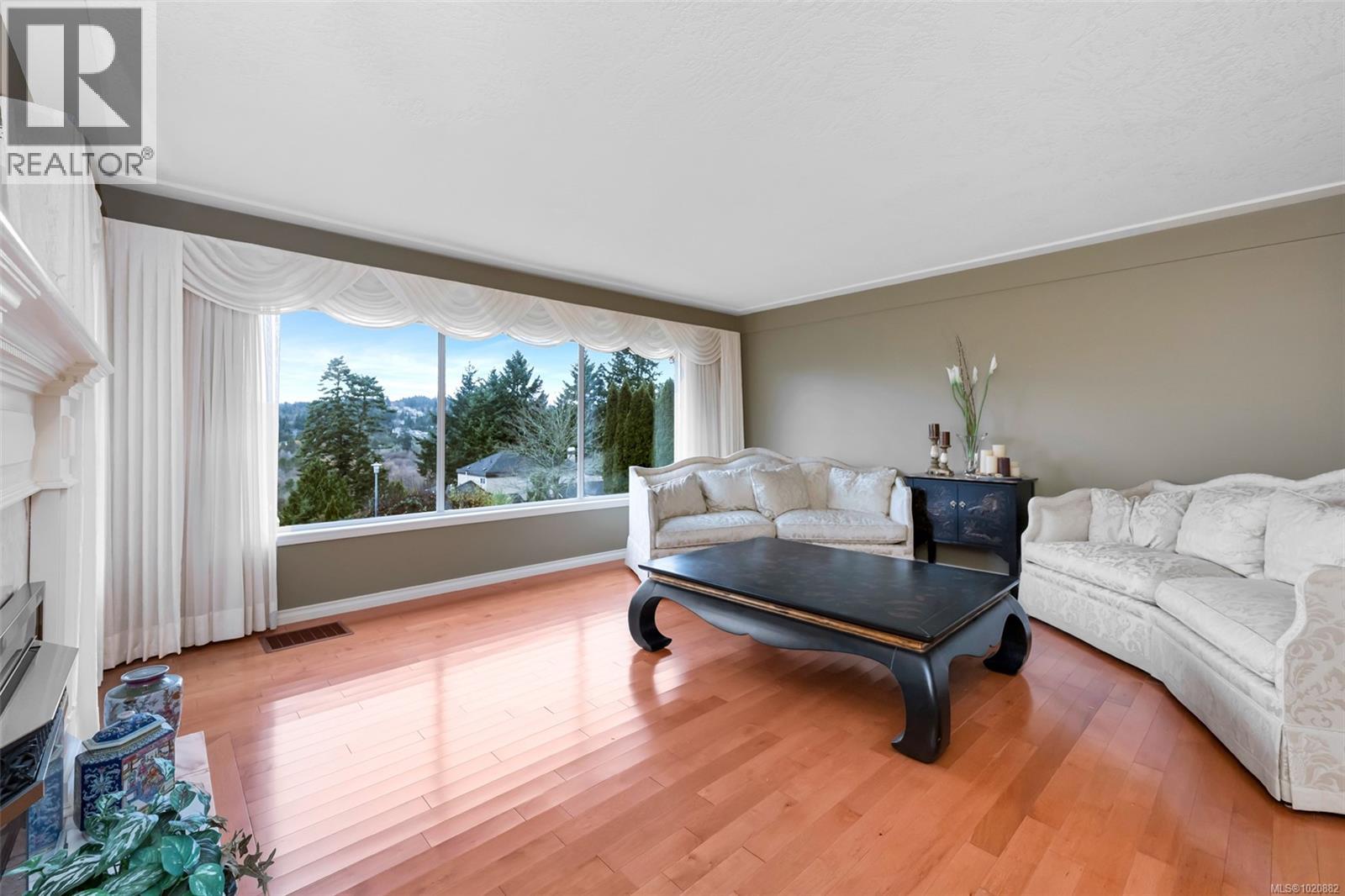  4335 Emily Carr Drive, Saanich