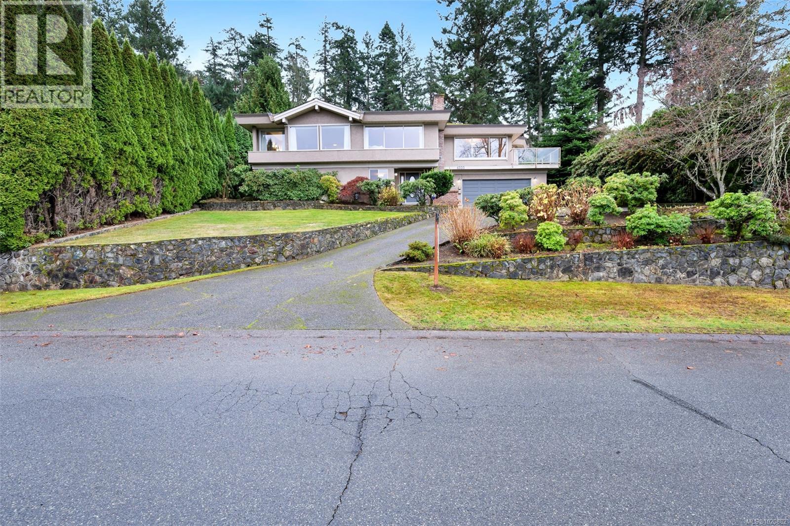  4335 Emily Carr Drive, Saanich