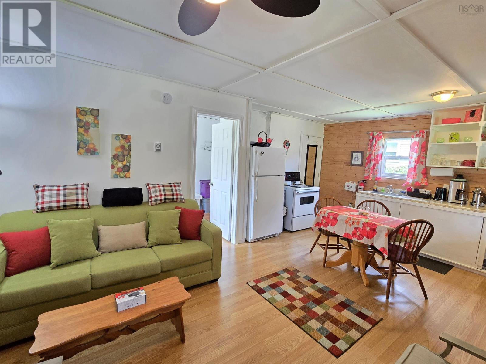 Property 32 of 41 of 1235 Loch Lomond Road