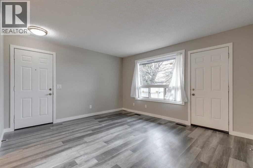 Single Family House for Sale in   Manora Place NE Marlborough Park Calgary 