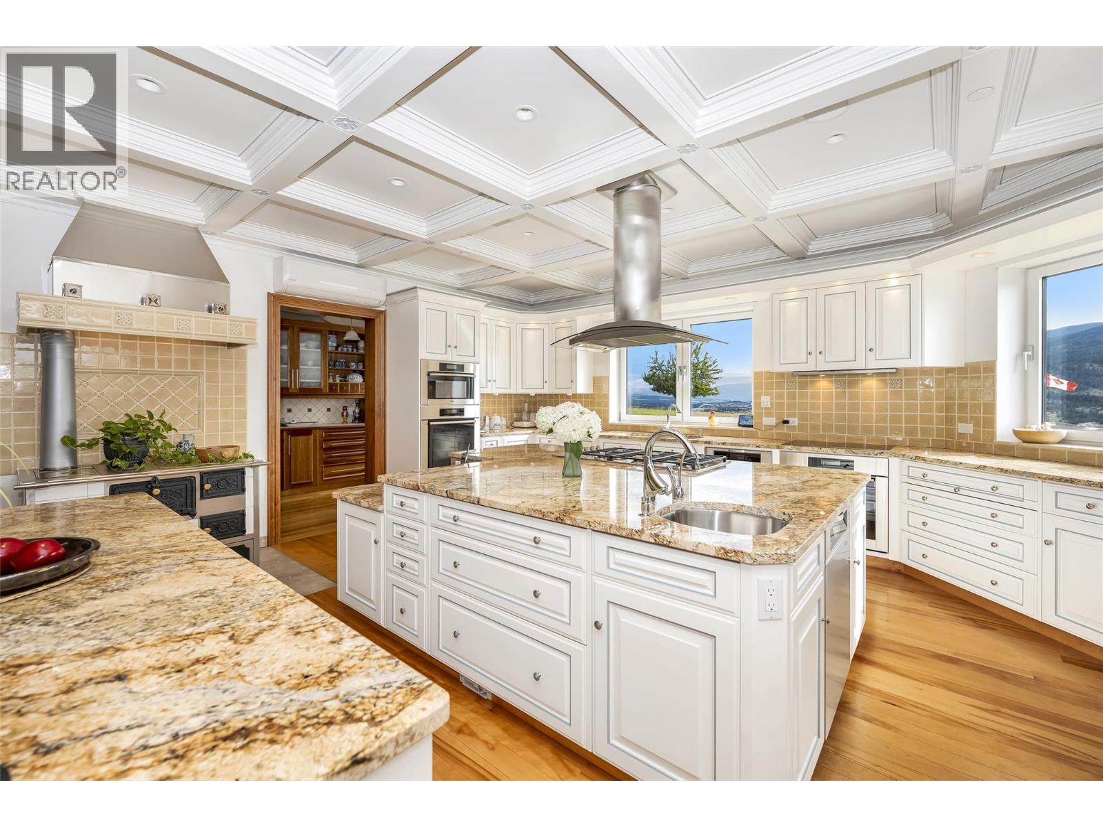 202 Stepping Stones Crescent, Armstrong