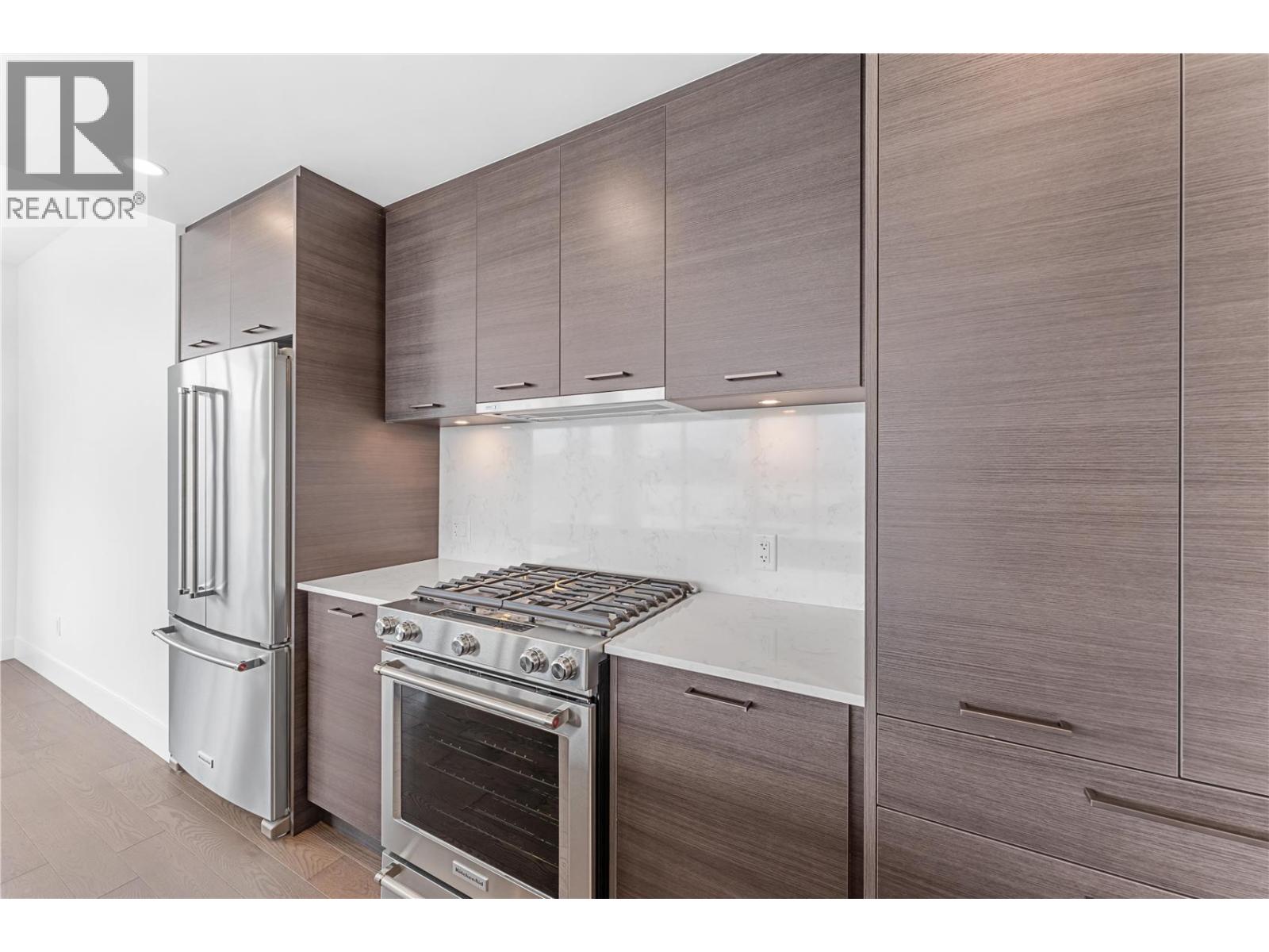 2205 1181 Sunset Drive, Kelowna