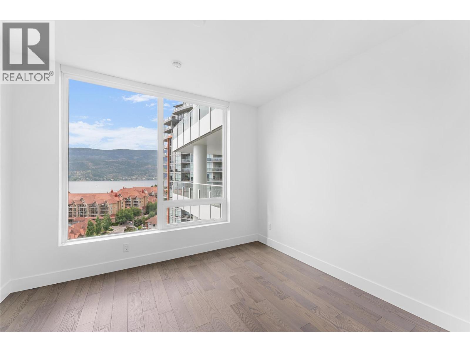 2205 1181 Sunset Drive, Kelowna