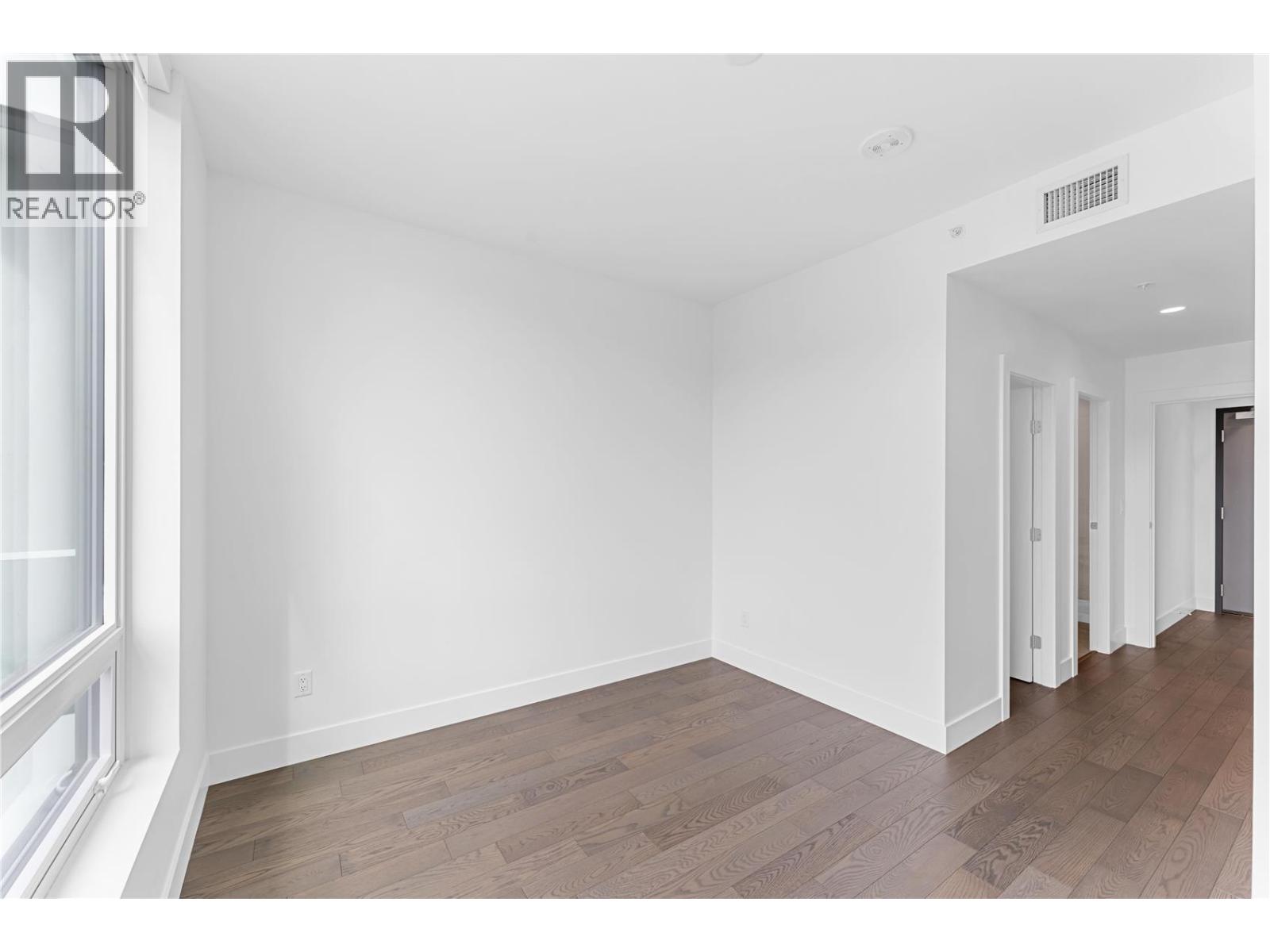 2205 1181 Sunset Drive, Kelowna