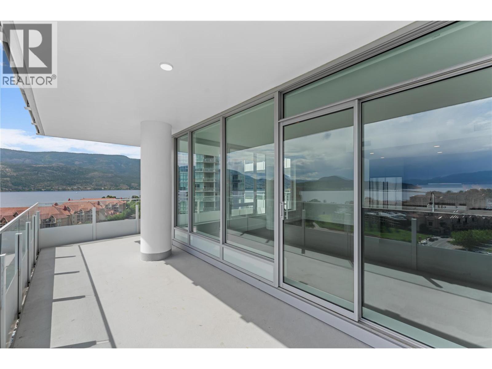 2205 1181 Sunset Drive, Kelowna