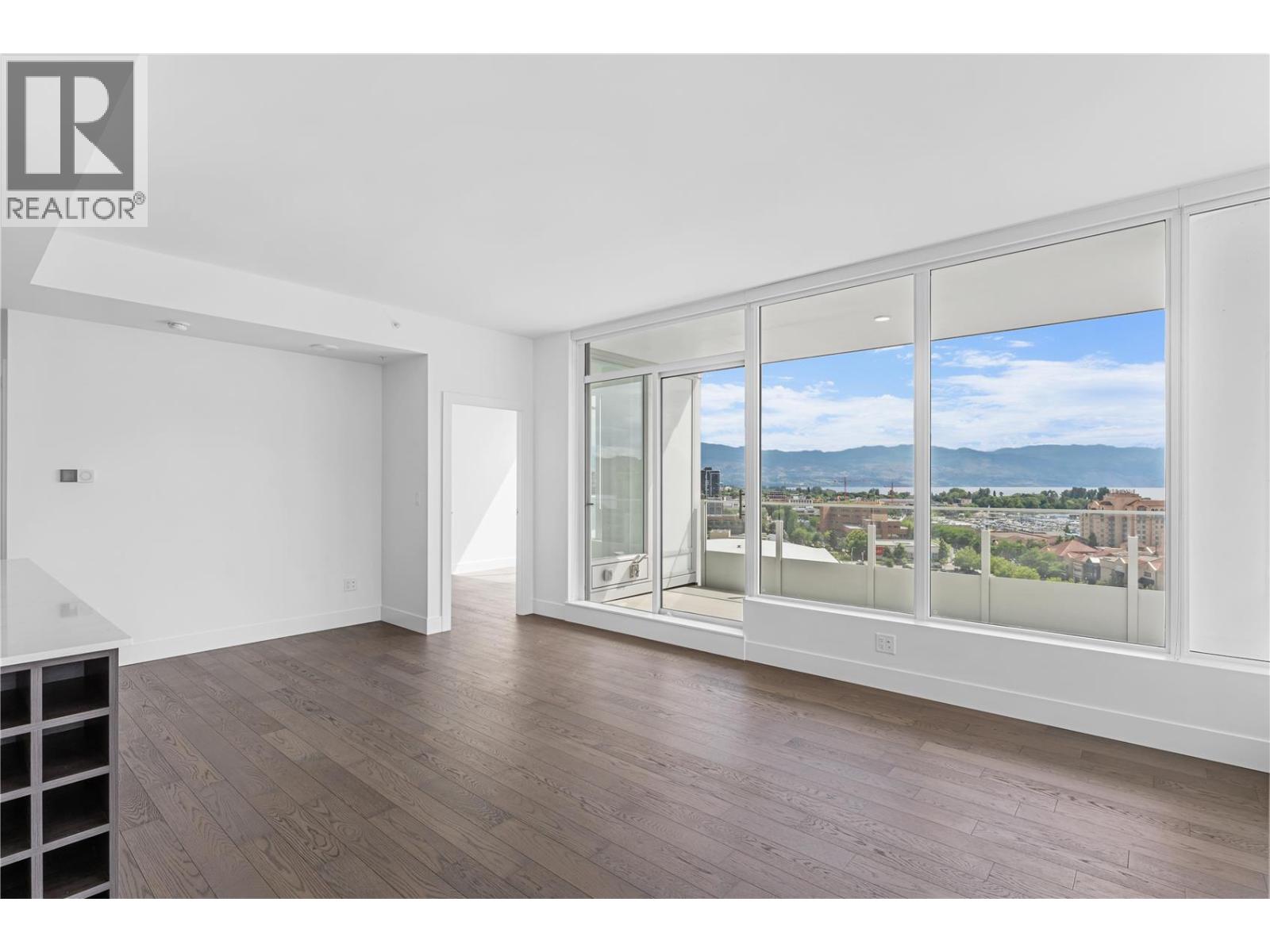 2205 1181 Sunset Drive, Kelowna