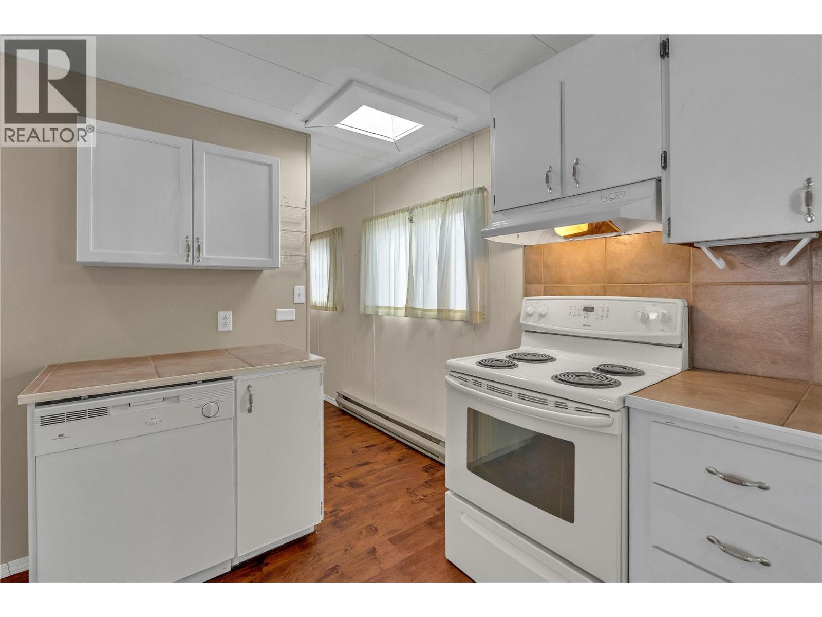 98 Okanagan Avenue E Unit# 101, Penticton