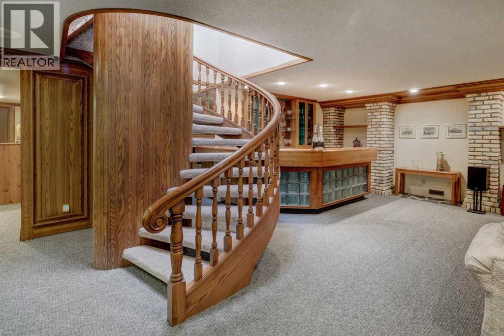 Single Family House Bungalow for Sale in  Edgeland Road NW Edgemont Calgary 