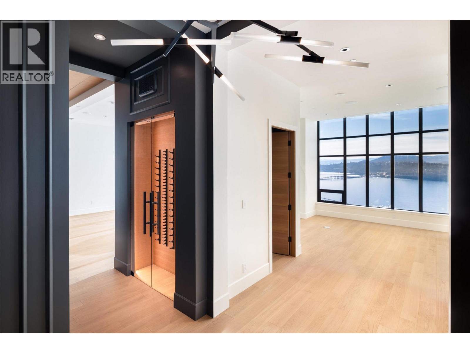 3601 1191 Sunset Drive, Kelowna