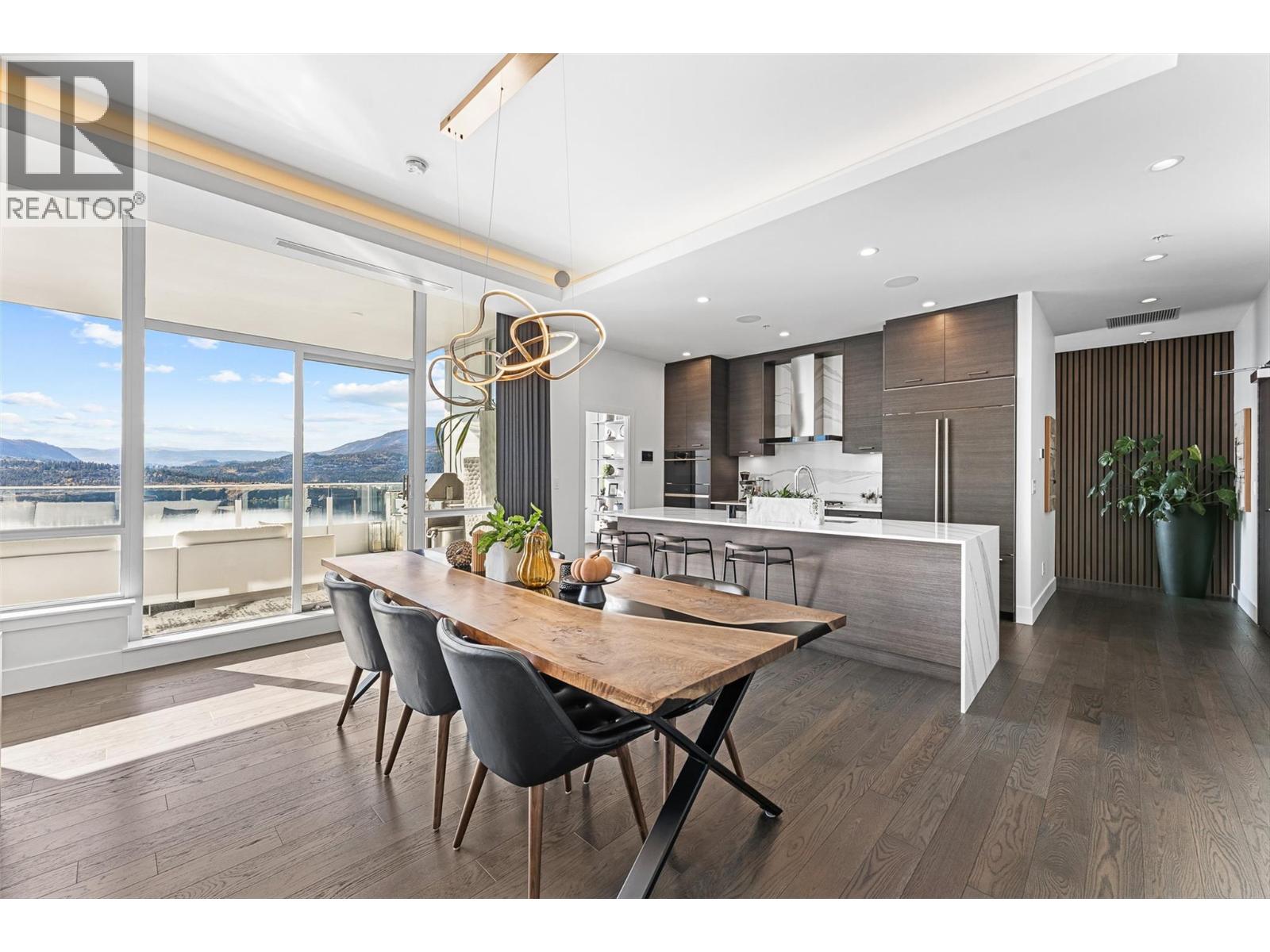 3302 1191 Sunset Drive, Kelowna