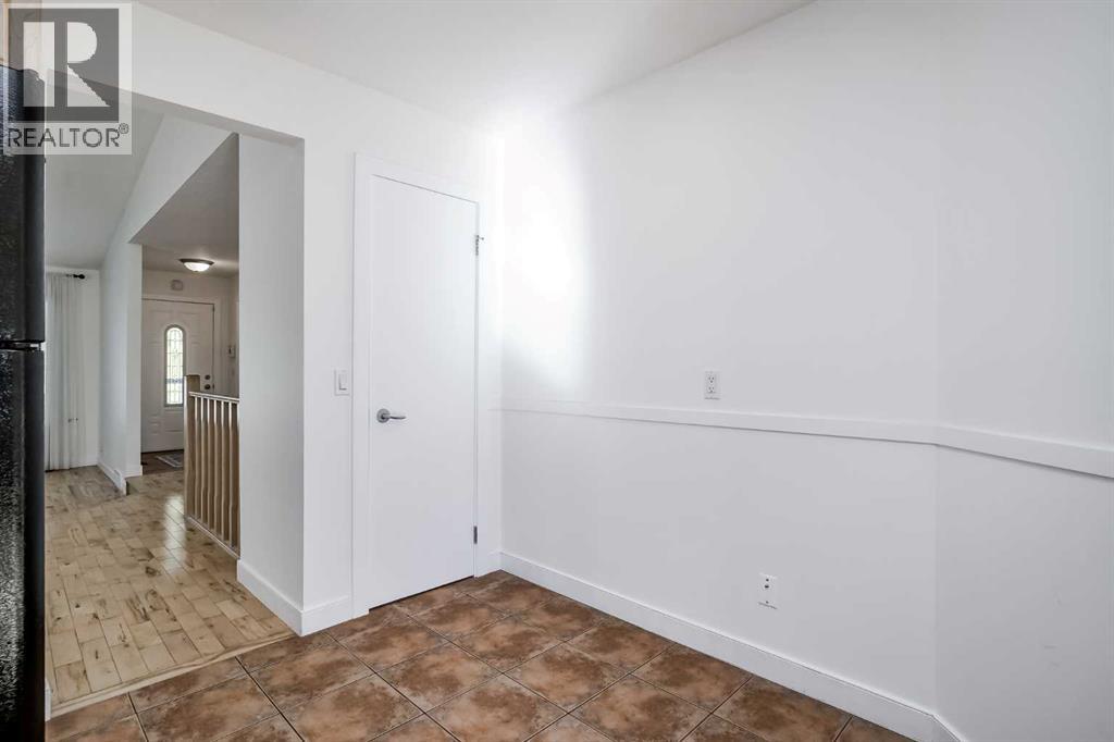 Single Family House Bungalow for Sale in  Bermuda Drive NW Beddington Heights Calgary 