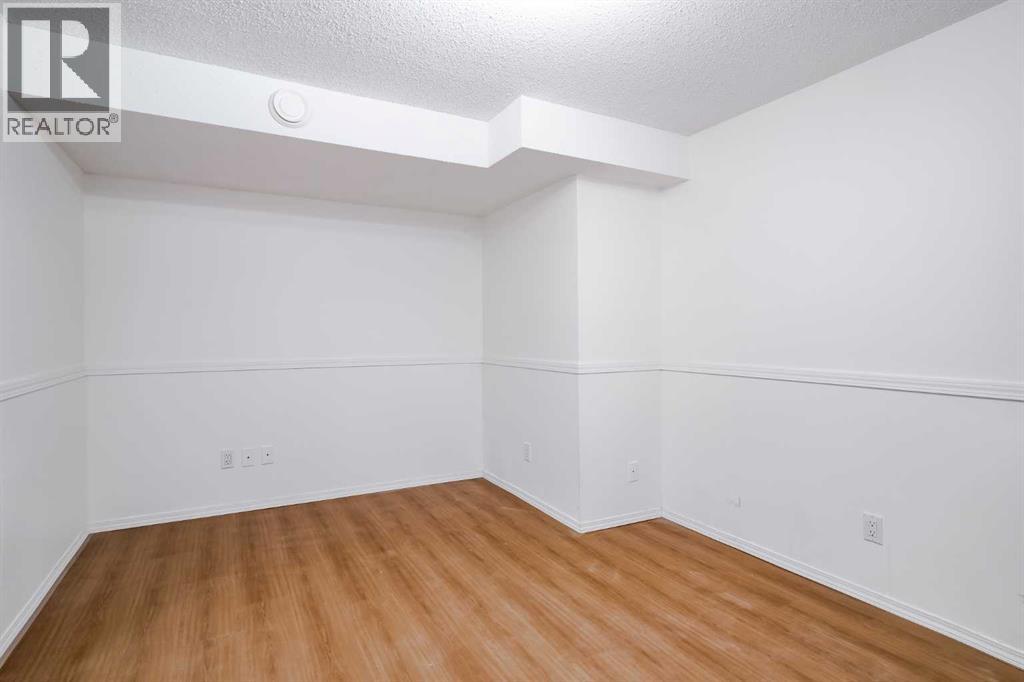 Single Family House Bungalow for Sale in  Bermuda Drive NW Beddington Heights Calgary 