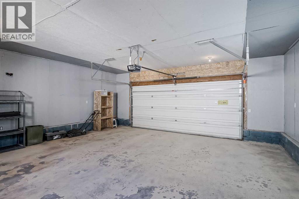 Single Family House Bungalow for Sale in  Bermuda Drive NW Beddington Heights Calgary 