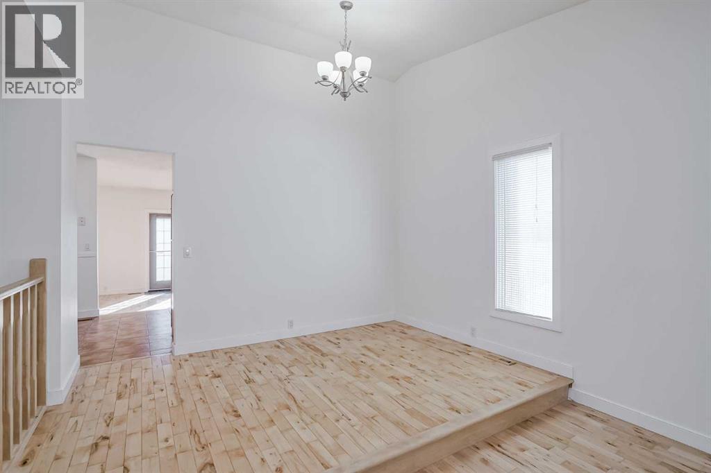 Single Family House Bungalow for Sale in  Bermuda Drive NW Beddington Heights Calgary 