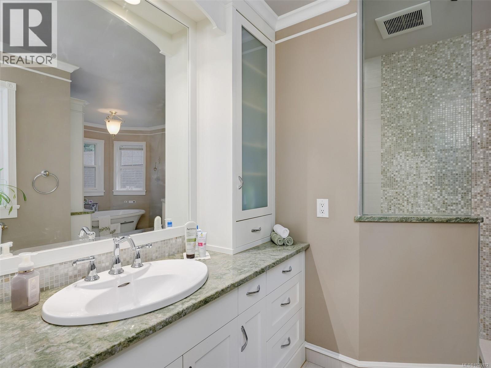 3950 Hibbert Lane, Metchosin