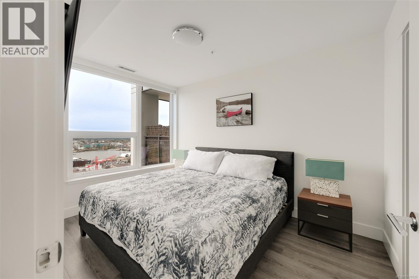 2002 777 Herald Street, Victoria