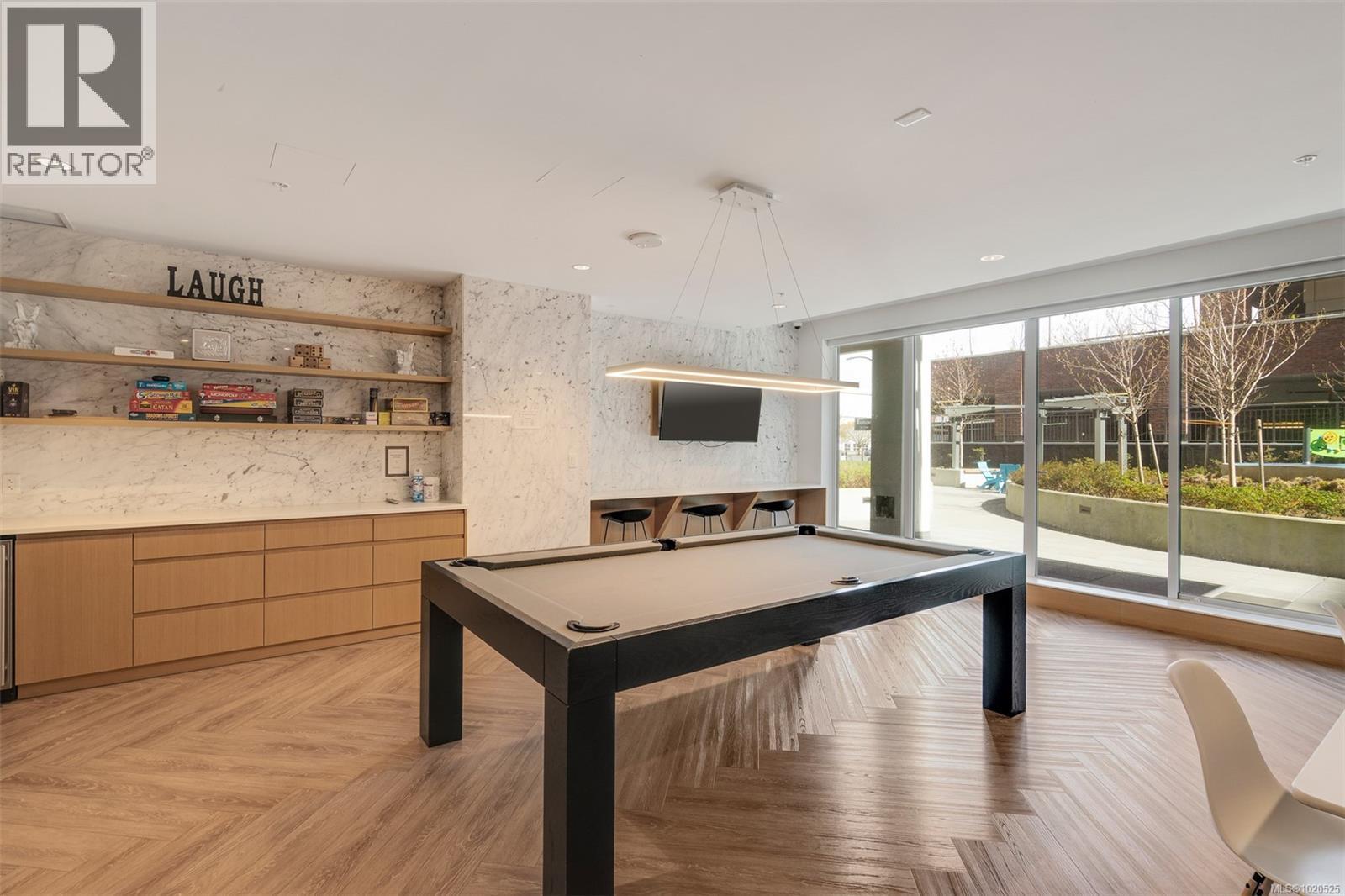 2002 777 Herald Street, Victoria